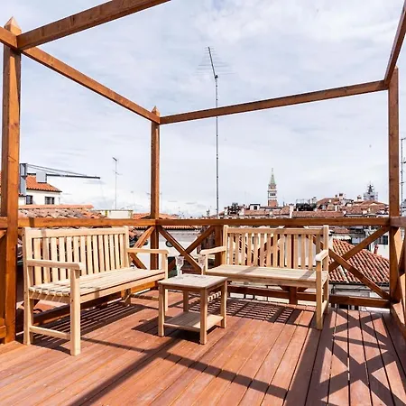 San Marco Terrace With Canal View דירה *